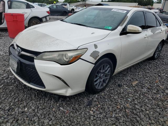 2015 TOYOTA CAMRY LE, null