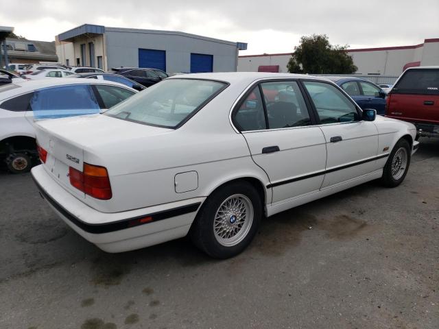 WBAHD6325SGK51742 - 1995 BMW 525 I AUTOMATIC WHITE photo 3