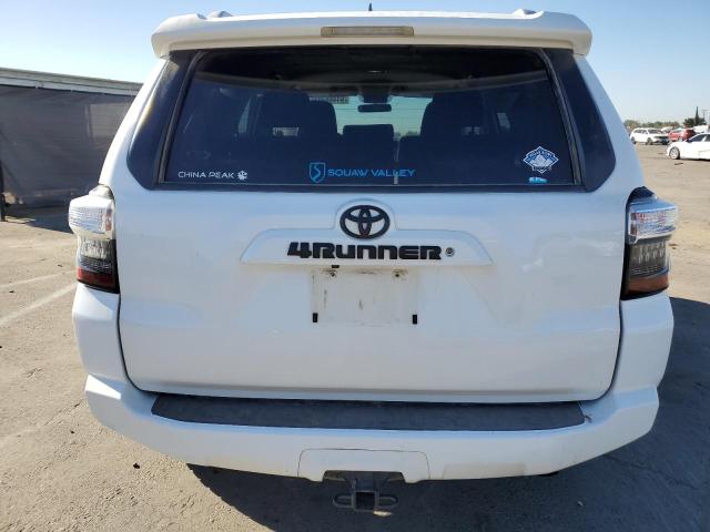 JTEBU5JR4H5446489 - 2017 TOYOTA 4RUNNER SR5/SR5 PREMIUM 白色 照片 6