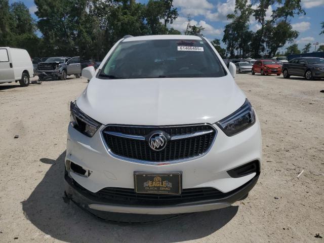 KL4CJESM0MB362809 - 2021 BUICK ENCORE PREFERRED WHITE photo 5