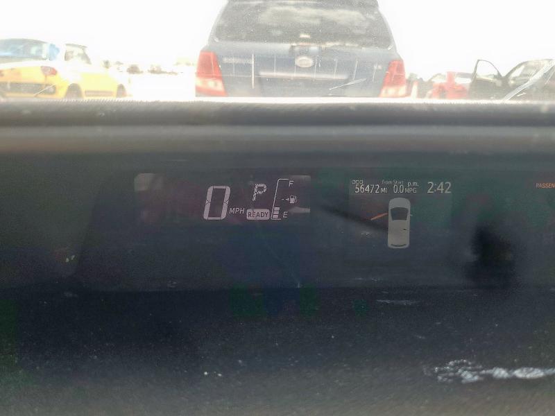 JTDKDTB33F1102174 - 2015 TOYOTA PRIUS C 红色 照片 9