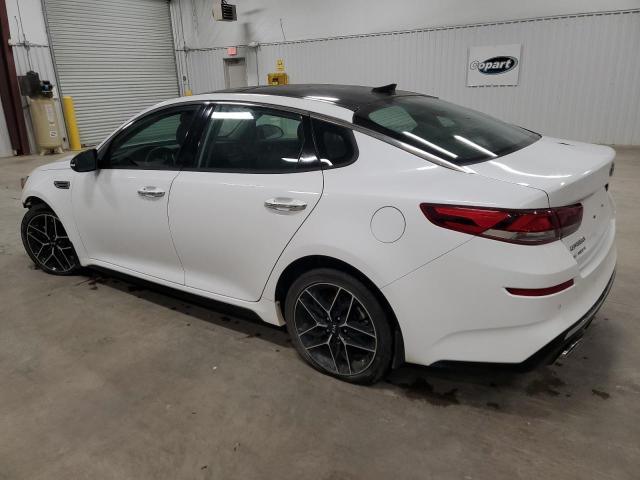 5XXGT4L30LG429967 - 2020 KIA OPTIMA LX WHITE photo 2