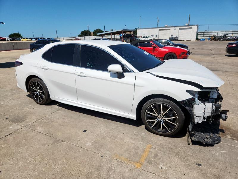 4T1G11AK6PU085278 - 2023 TOYOTA CAMRY SE NIGHT SHADE WHITE photo 4