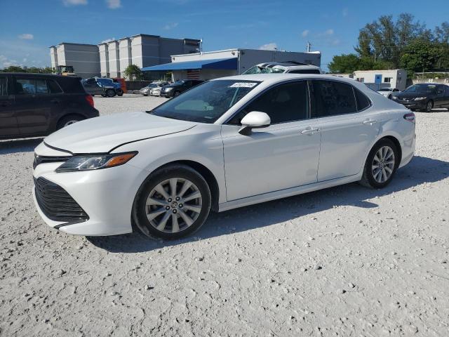2020 TOYOTA CAMRY LE, null