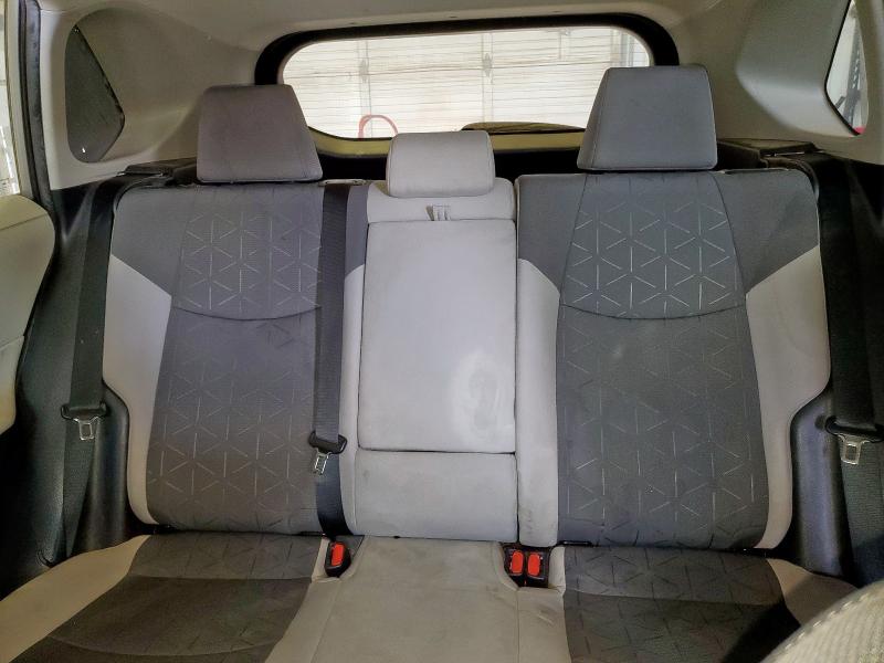 2T3W1RFV5MC110527 - 2021 TOYOTA RAV4 XLE 银色 照片 10