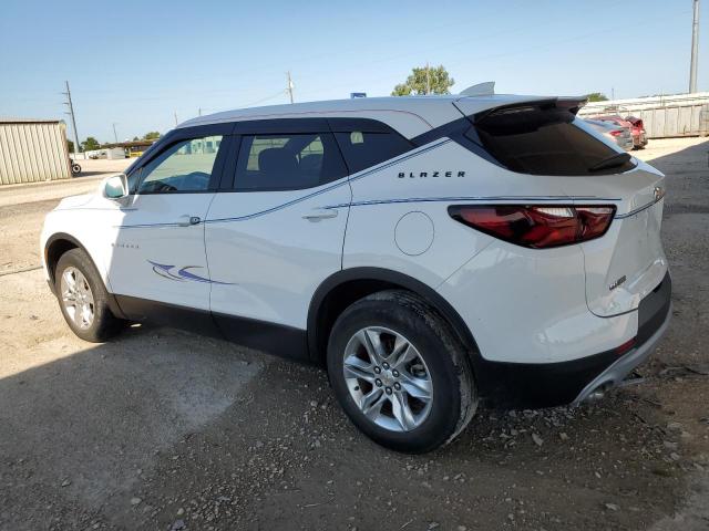 3GNKBBRA3KS673846 - 2019 CHEVROLET BLAZER 1LT WHITE photo 2