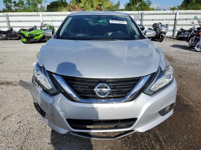 1N4AL3AP6JC171463 - 2018 NISSAN ALTIMA 2.5 SILVER photo 5