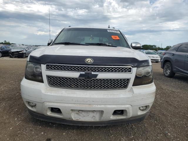 3GNTKGE33BG312645 - 2011 CHEVROLET AVALANCHE LTZ WHITE photo 5