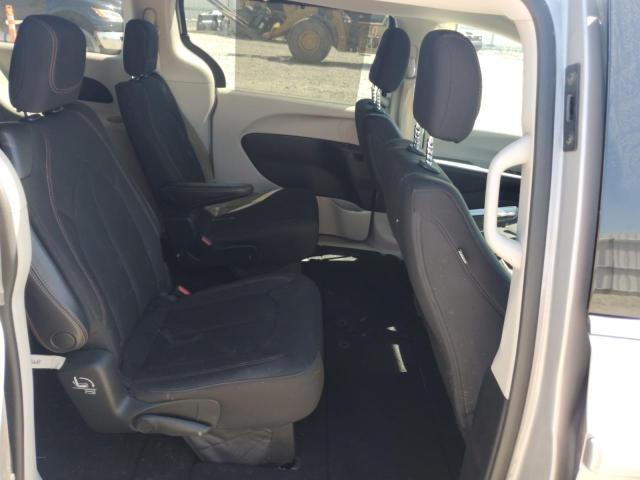 2C4RC1FG1JR132913 - 2018 CHRYSLER PACIFICA TOURING PLUS Gümüş foto 11