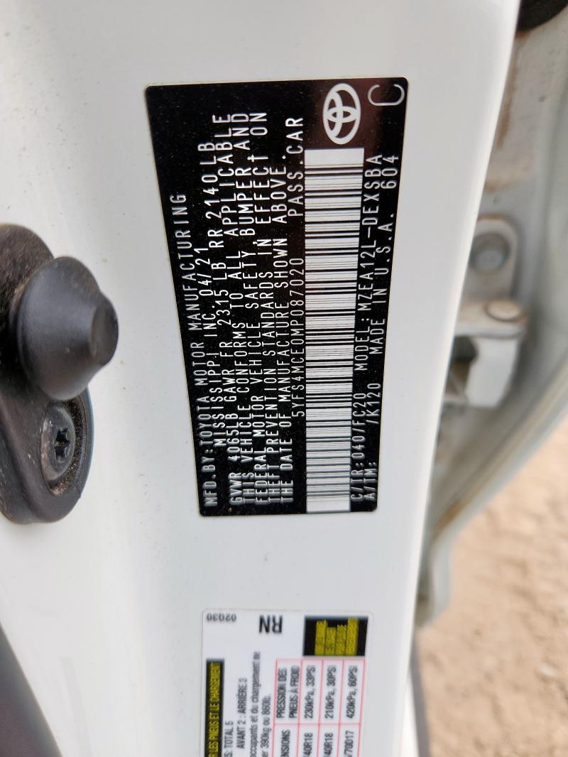 5YFS4MCE0MP087020 - 2021 TOYOTA COROLLA SE WHITE photo 12