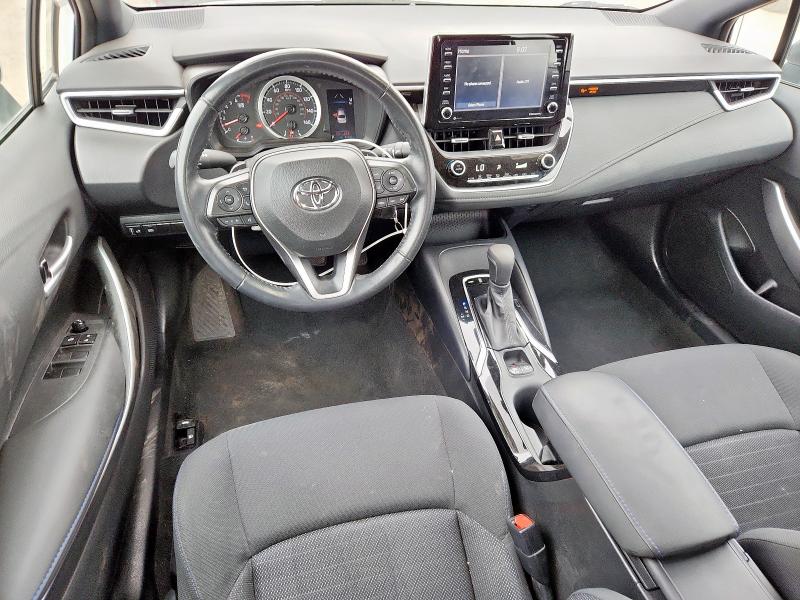 5YFS4MCE0MP087020 - 2021 TOYOTA COROLLA SE WHITE photo 8