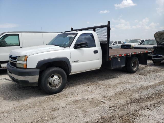 1GBJC34U27E165558 - 2007 CHEVROLET SILVERADO C3500 WHITE photo 1