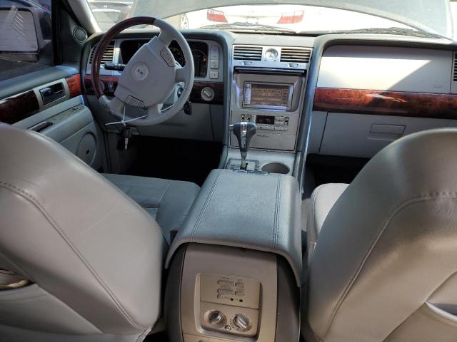 5LMFU28516LJ10906 - 2006 LINCOLN NAVIGATOR შავი ფოტო 8