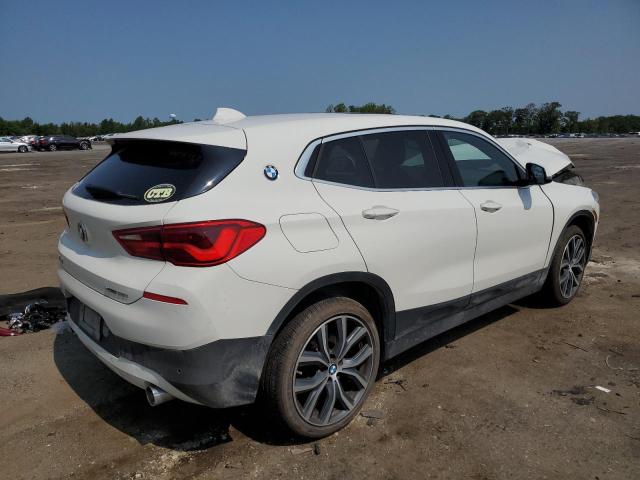 WBXYJ5C38JEF81650 - 2018 BMW X2 XDRIVE28I WHITE photo 3