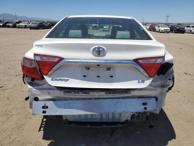 4T1BF1FK7HU355575 - 2017 TOYOTA CAMRY LE WHITE photo 6