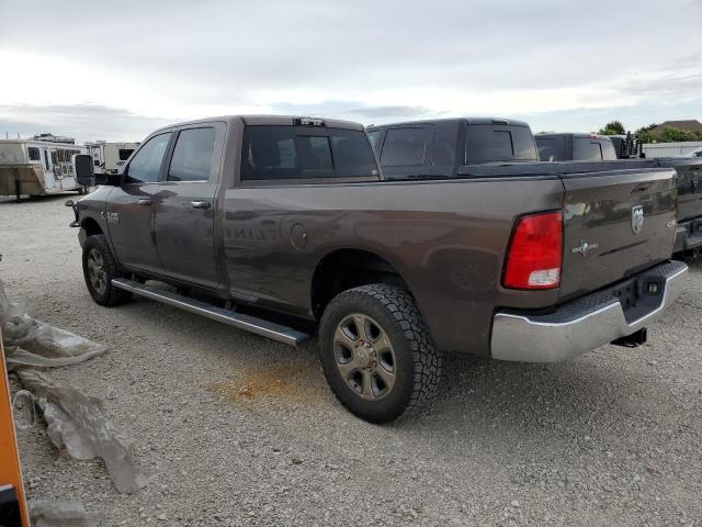 3C63R3HL9JG385047 - 2018 RAM 3500 SLT BROWN photo 2