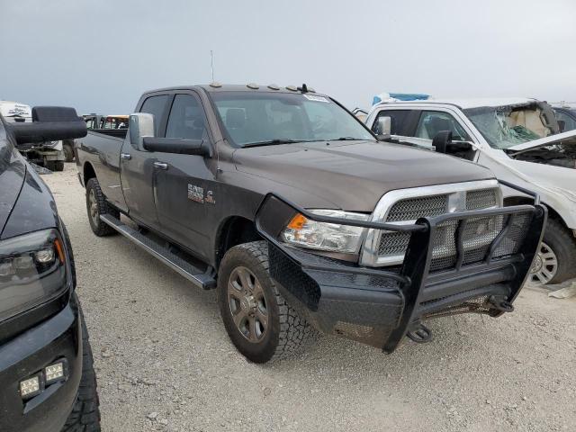 3C63R3HL9JG385047 - 2018 RAM 3500 SLT BROWN photo 4