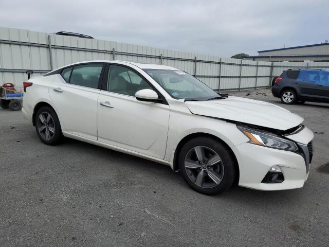 1N4BL4EW6KC205060 - 2019 NISSAN ALTIMA SL Ақ фото 4