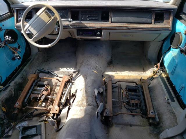 1LNLM81W3NY642185 - 1992 LINCOLN TOWN CAR EXECUTIVE GRAY photo 8