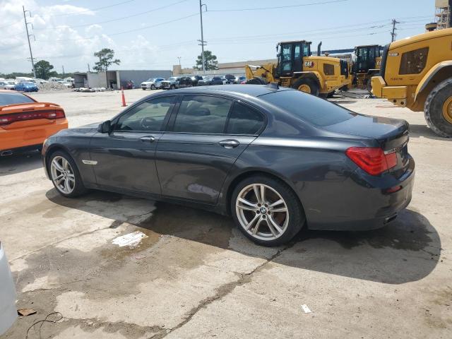 WBAKA8C59BCY36657 - 2011 BMW 750 I GRAY photo 2