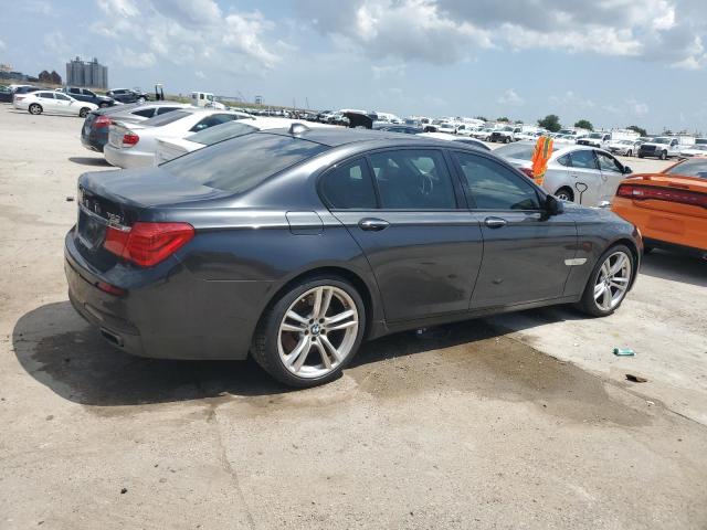WBAKA8C59BCY36657 - 2011 BMW 750 I GRAY photo 3