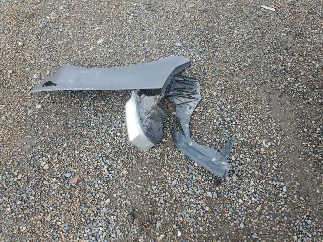 5J6YH28574L025936 - 2004 HONDA ELEMENT EX SILVER photo 13