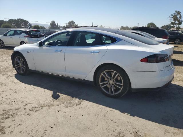 5YJSA1AC7DFP10881 - 2013 TESLA MODEL S WHITE photo 2