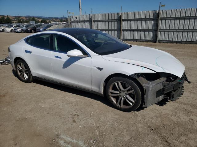 5YJSA1AC7DFP10881 - 2013 TESLA MODEL S WHITE photo 4