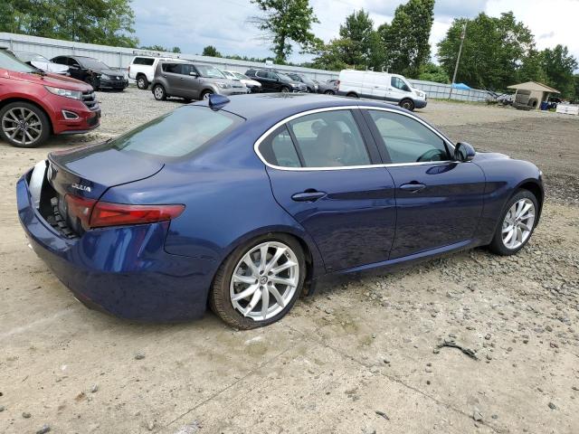 ZARFAEDNXJ7580639 - 2018 ALFA ROMEO GIULIA Q4 BLUE photo 3