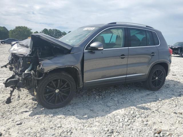 2013 VOLKSWAGEN TIGUAN S, 