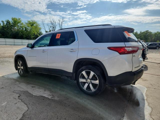1GNEVHKW6KJ296508 - 2019 CHEVROLET TRAVERSE LT WHITE photo 2