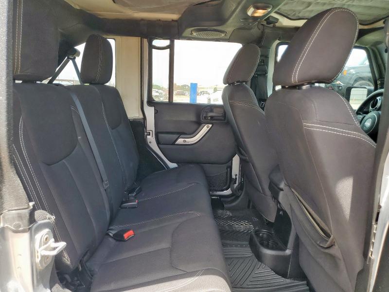 1C4BJWEG8DL626852 - 2013 JEEP WRANGLER U SAHARA ვერცხლისფერი ფოტო 10