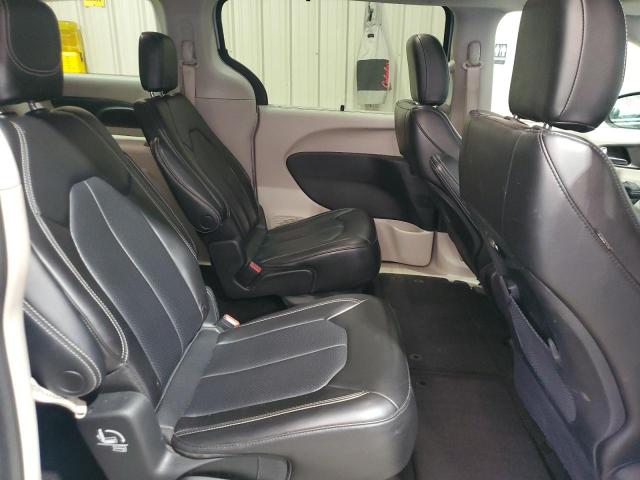 2C4RC1BG6PR623850 - 2023 CHRYSLER PACIFICA TOURING L SILVER photo 11