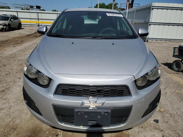 1G1JA6SH7C4137692 - 2012 CHEVROLET SONIC LS 银色 照片 5