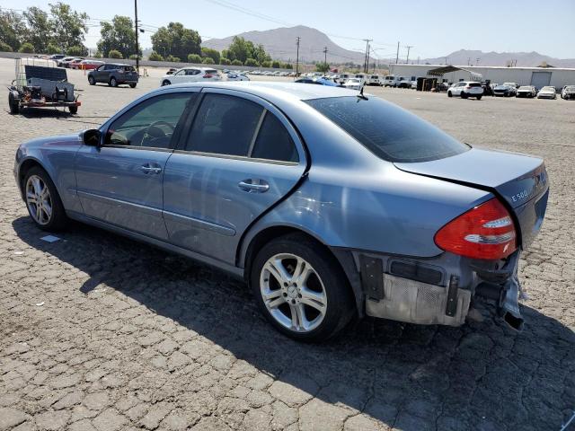 WDBUF83J15X176121 - 2005 MERCEDES-BENZ E 500 4MATIC BLUE photo 2