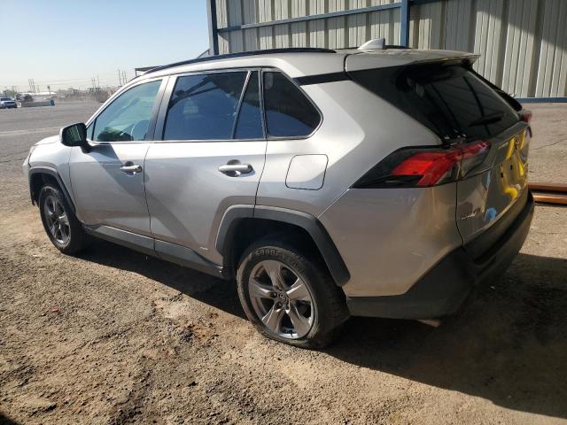 4T3RWRFV5PU100548 - 2023 TOYOTA RAV4 XLE 银色 照片 2