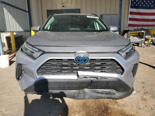 4T3RWRFV5PU100548 - 2023 TOYOTA RAV4 XLE 银色 照片 5