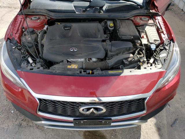 SJKCH5CR9HA015337 - 2017 INFINITI QX30 BASE RED photo 11