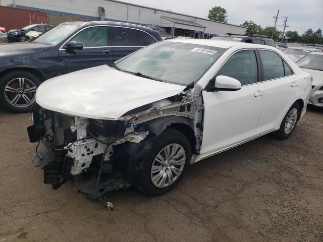 4T4BF1FK5ER422529 - 2014 TOYOTA CAMRY L WHITE photo 1