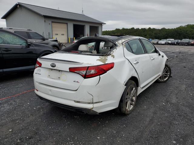 5XXGR4A65DG162855 - 2013 KIA OPTIMA SX WHITE photo 4