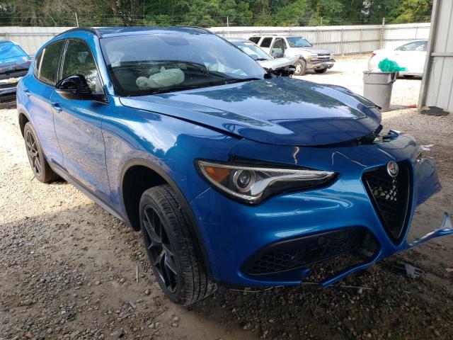 ZASPAJAN8K7C68713 - 2019 ALFA ROMEO STELVIO BLUE photo 4