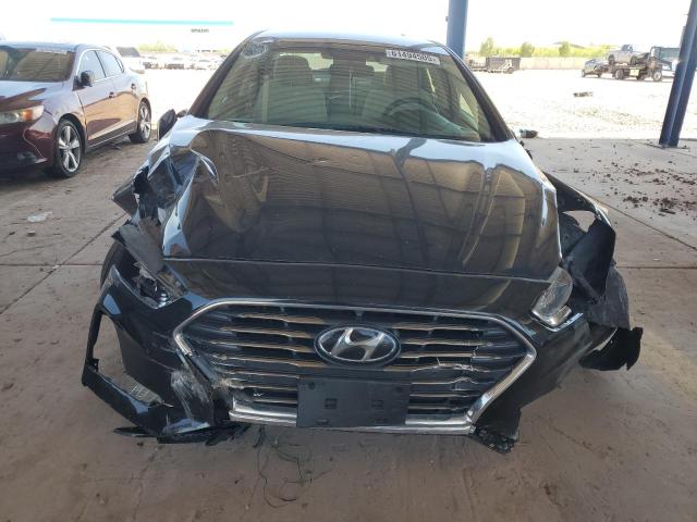 5NPE24AF5JH646889 - 2018 HYUNDAI SONATA SE შავი ფოტო 5