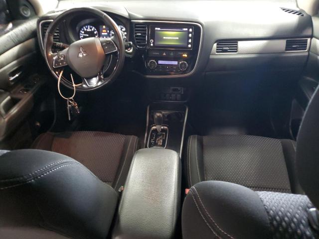 JA4AZ3A32JZ006815 - 2018 MITSUBISHI OUTLANDER SE BROWN photo 8