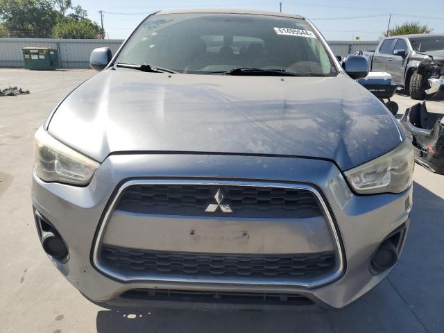 4A4AP3AU6DE015039 - 2013 MITSUBISHI OUTLANDER ES SILVER photo 5