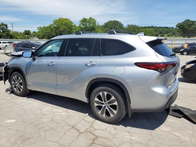 5TDGARAH4MS505322 - 2021 TOYOTA HIGHLANDER HYBRID XLE SILVER photo 2