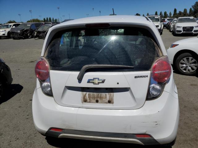 KL8CB6S94EC583726 - 2014 CHEVROLET SPARK LS WHITE photo 6