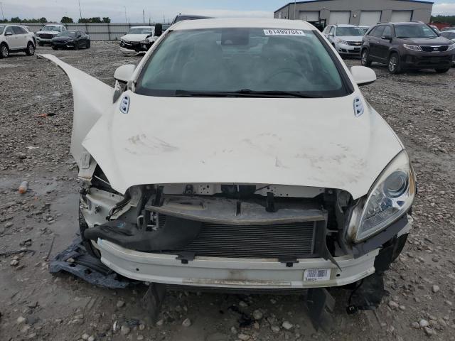 1G4PS5SK2E4154869 - 2014 BUICK VERANO WHITE photo 5