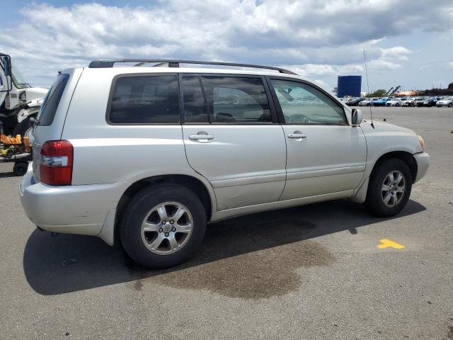 JTEGP21A840035772 - 2004 TOYOTA HIGHLANDER BASE SILVER photo 3