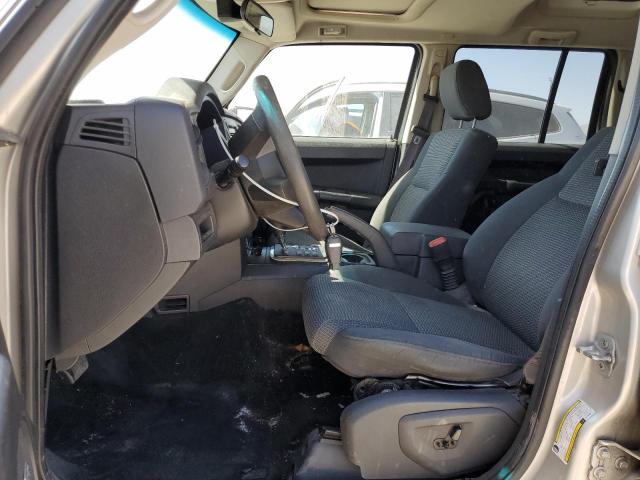 1J8HG48N58C185896 - 2008 JEEP COMMANDER SPORT Srebrny zdjęcie 7