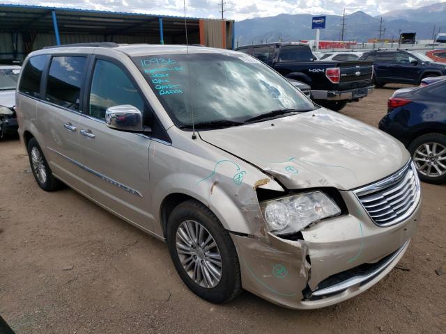 2C4RC1CG6DR590083 - 2013 CHRYSLER TOWN & COU TOURING L GOLD photo 4